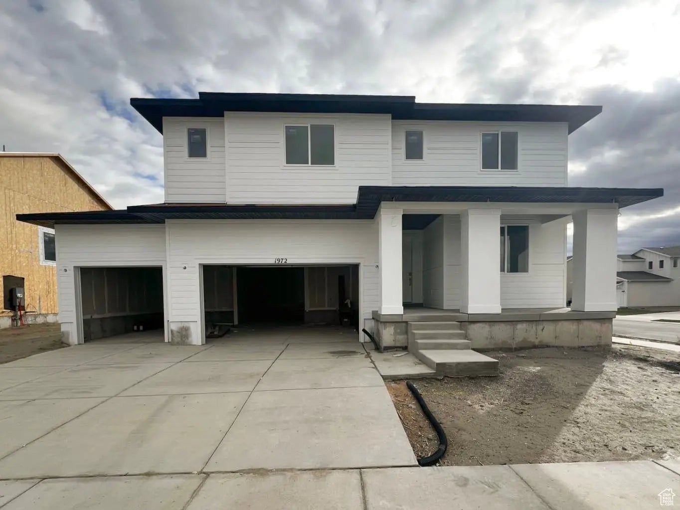 Photo of Listing #2116253