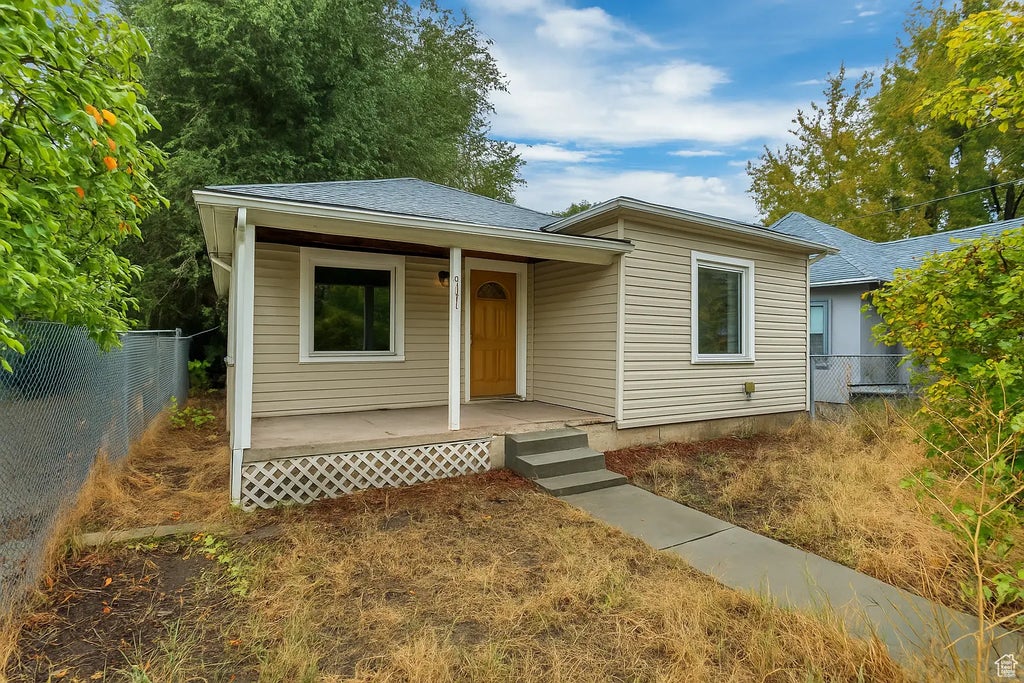 611 W Beynon Ct, Midvale