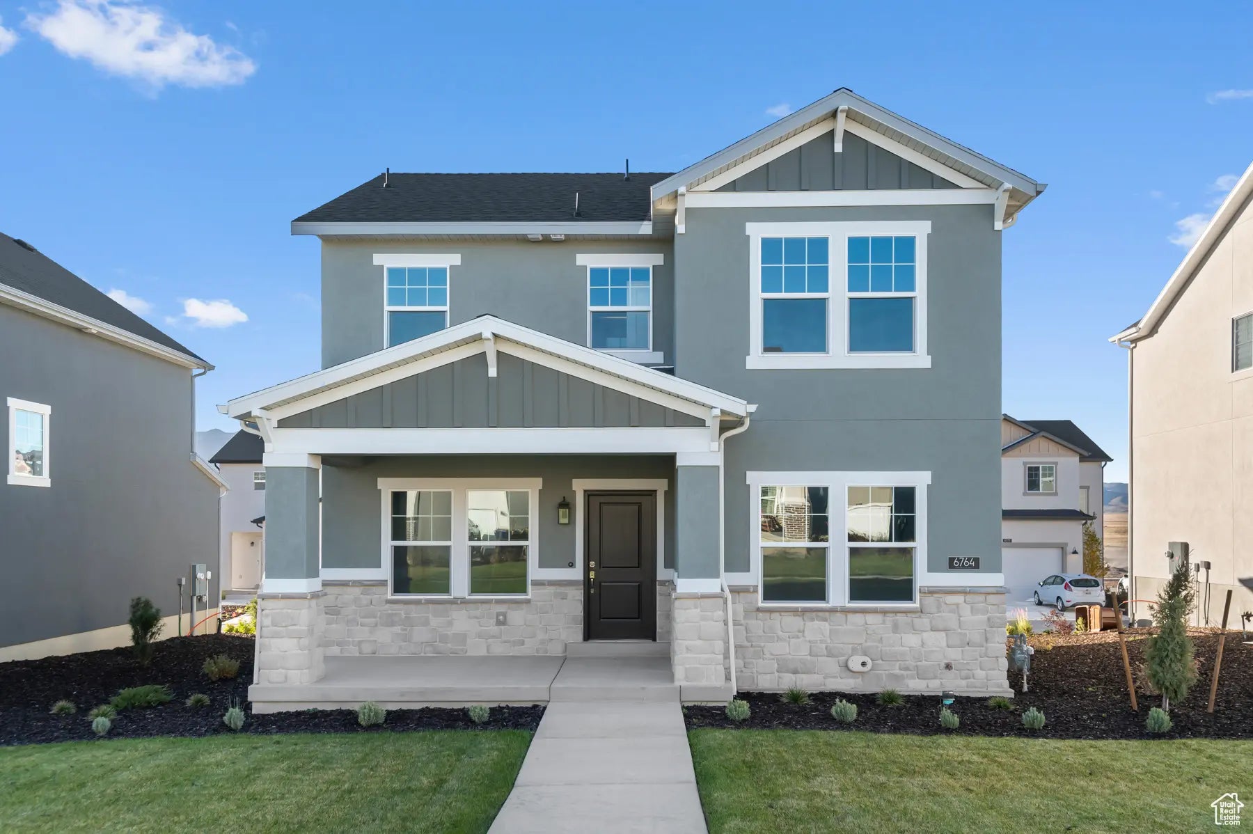 Photo of Listing #2116600