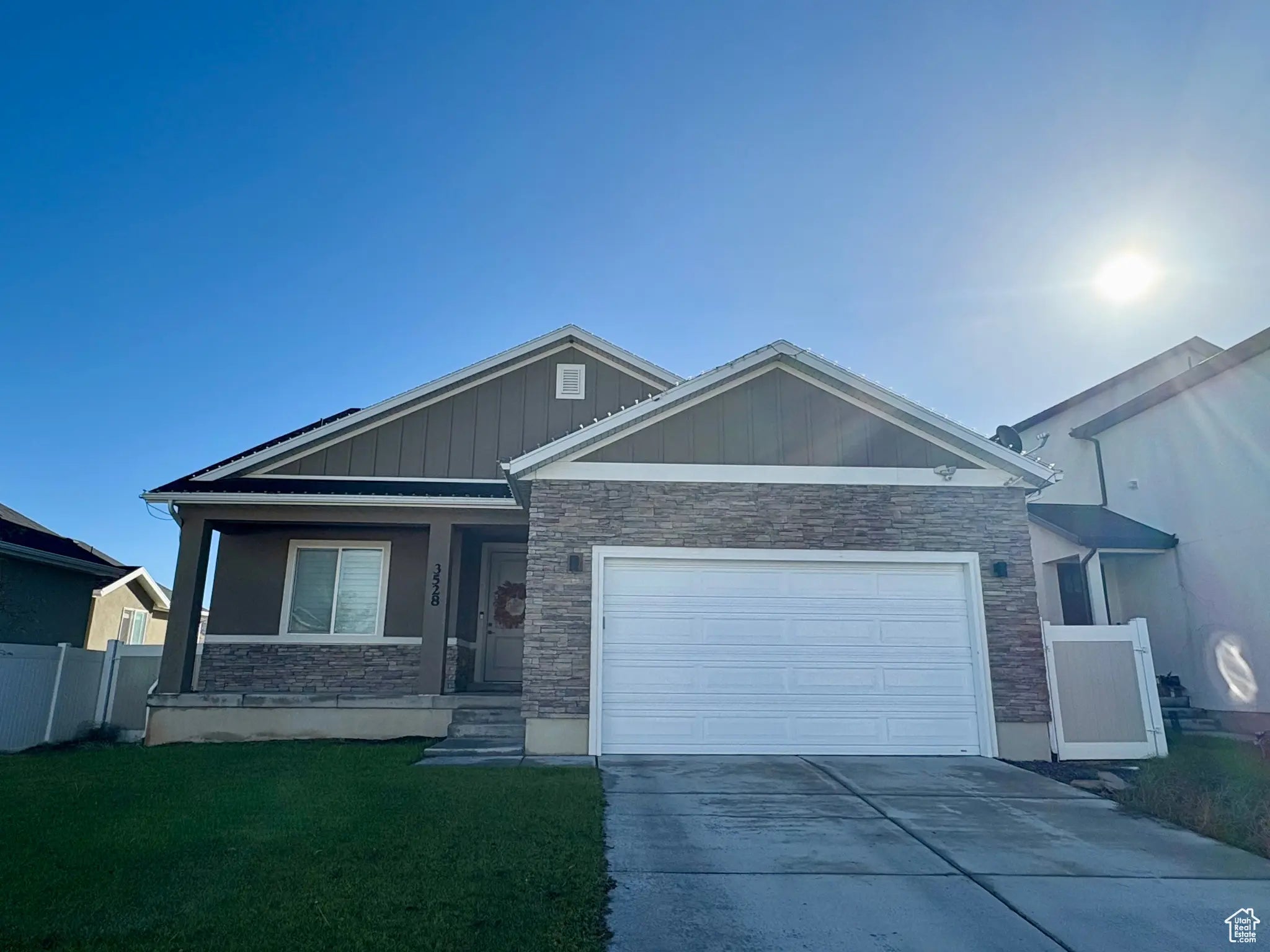 Photo of Listing #2117468