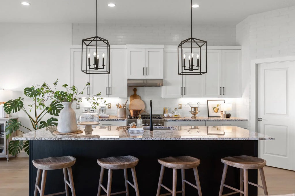 983 E Black Oak Dr, Washington