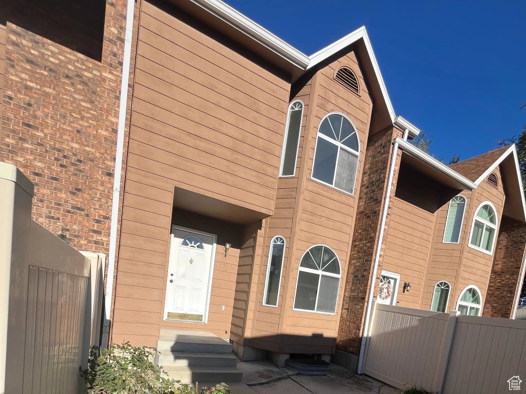 7709 S Sunbird Way, Midvale