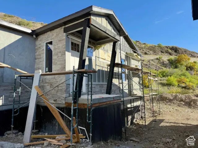 572 S Elena Ln, Ogden