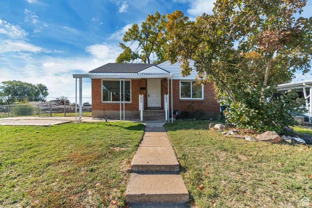 5289 S 2200 W, Roy