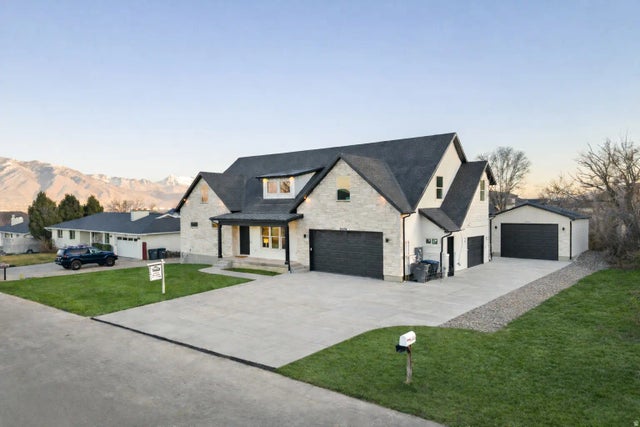 2929 W 10755 S, South Jordan