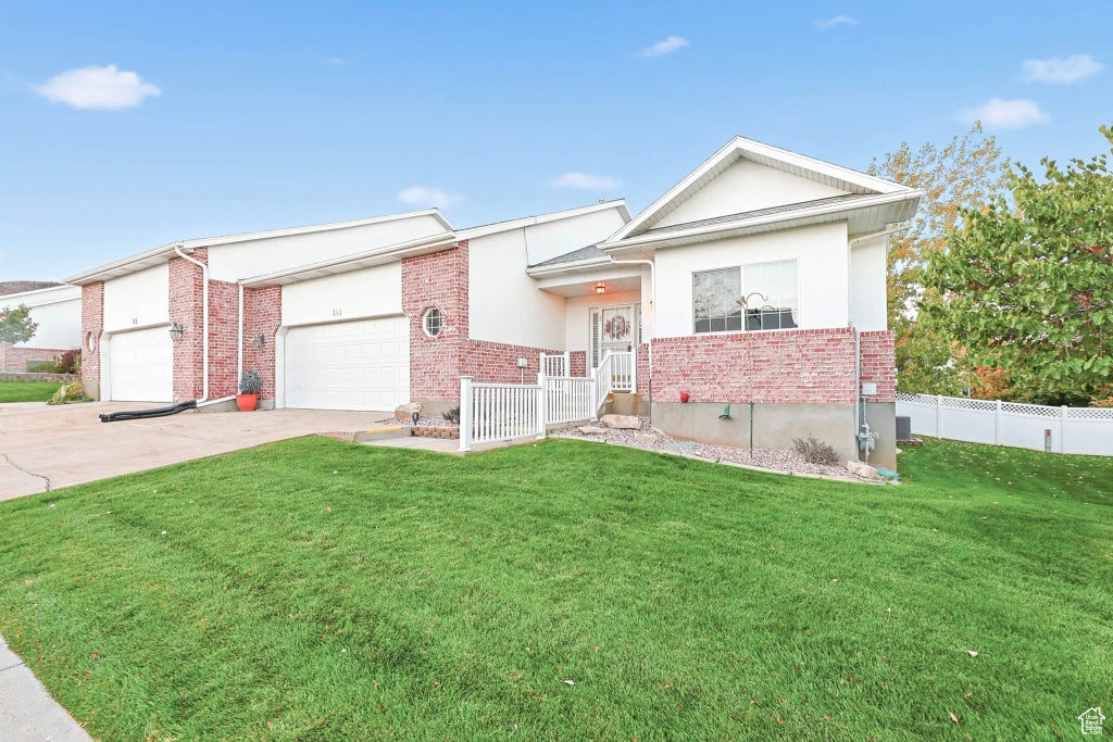 558 S Oak Ln E, Tooele