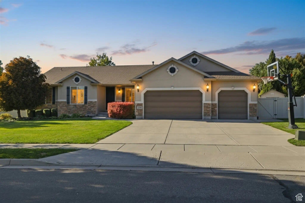 2290 S 200 E, Kaysville