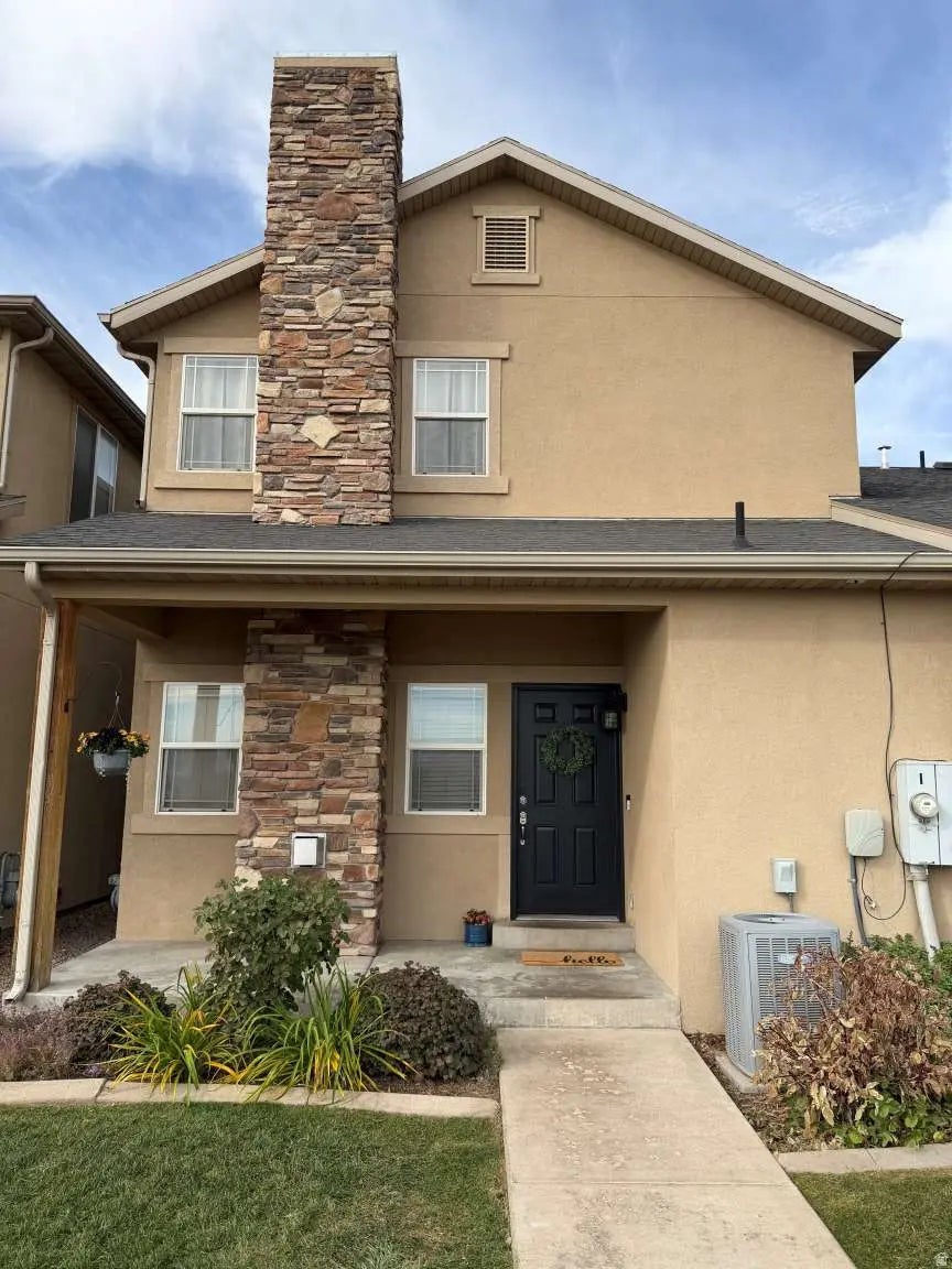 392 E 700 S I, Vernal