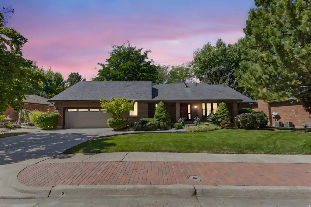 5547 S 100 E, Washington Terrace