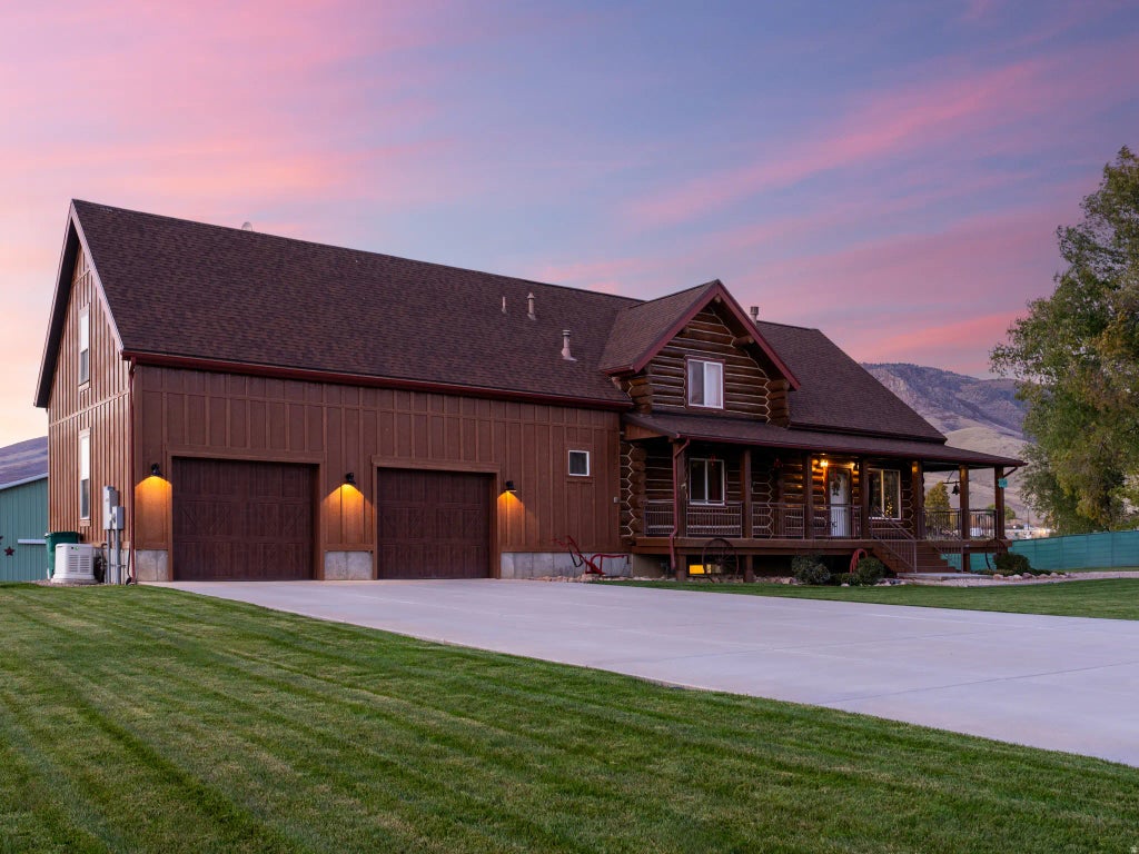 7768 E 1075 N, Huntsville