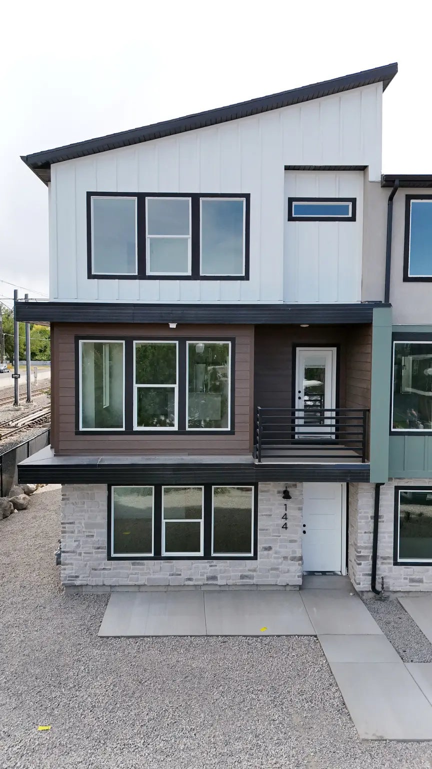 144 E Chambord Ct, Sandy