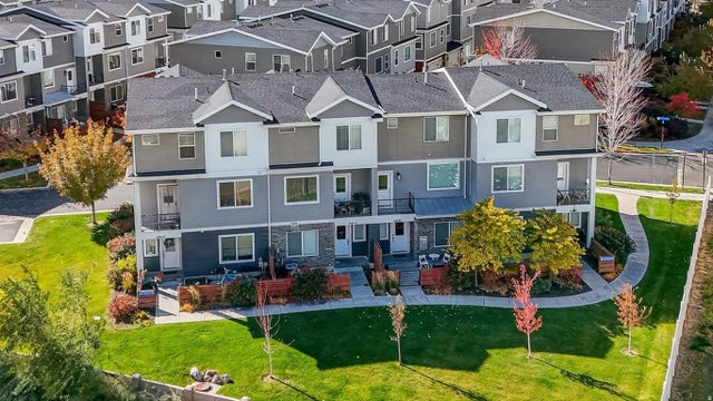 10847 S Big Meadow Dr, South Jordan