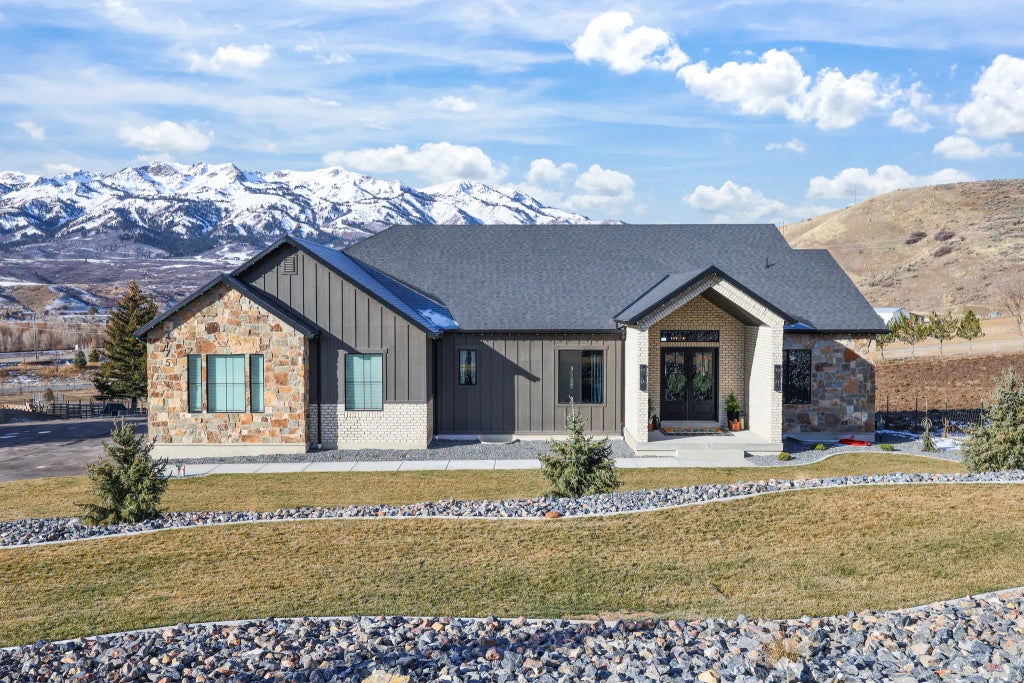 4175 Sego Lily Rd, Morgan