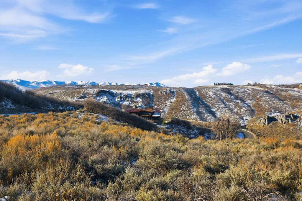 756 Canyon Gate Rd 63, Park City