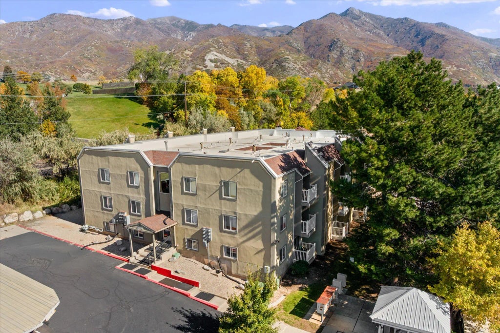 5614 Meadow Ln 212, South Ogden