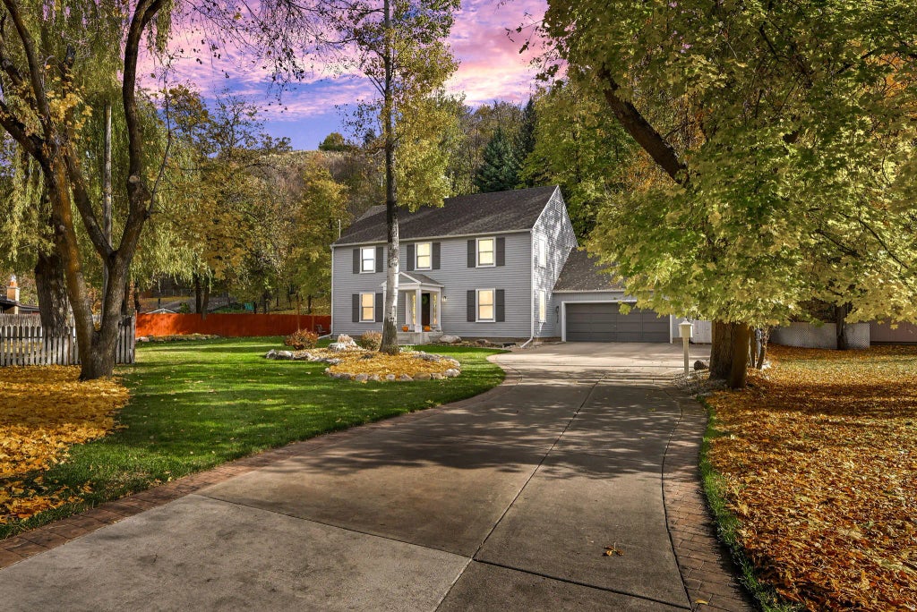 1034 Thrushwood Dr, Logan