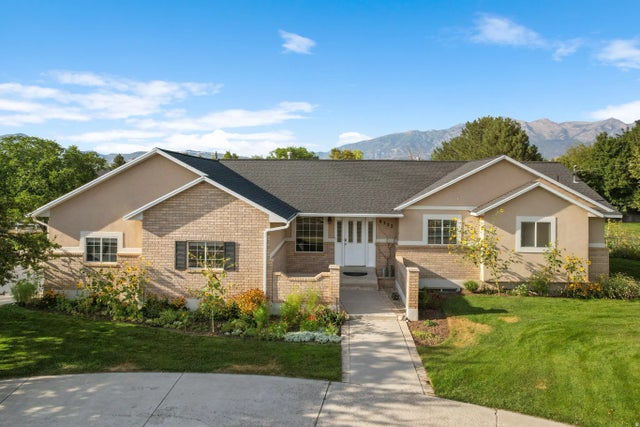 6372 W 10400 N, Highland