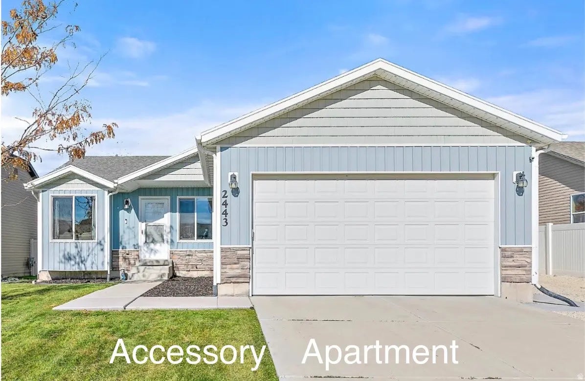 Photo of Listing #2120403