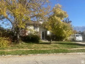 2236 S 300 W, Clearfield