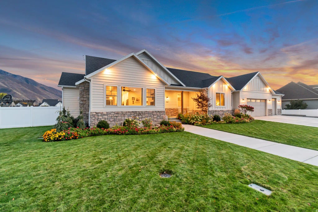 496 E 1200 N, Mapleton