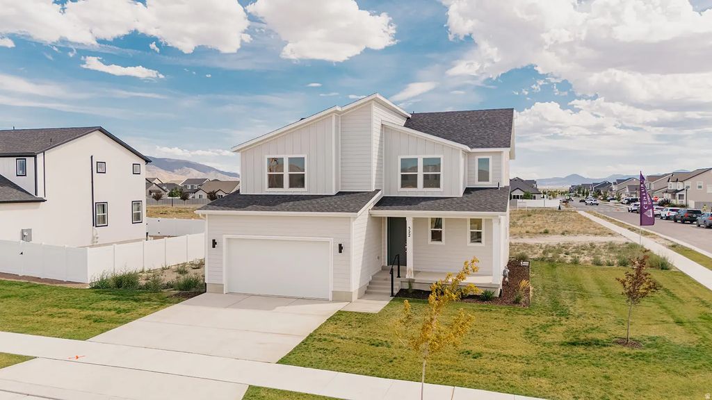322 E Clear Granite Way, Eagle Mountain