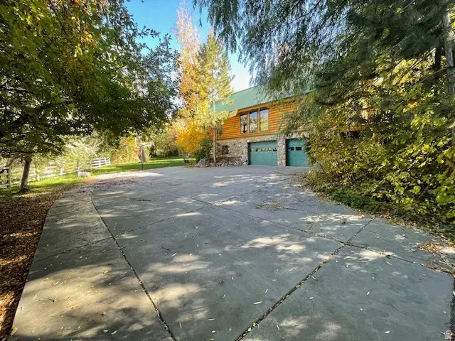 187 N Waterhole Way E, Grantsville