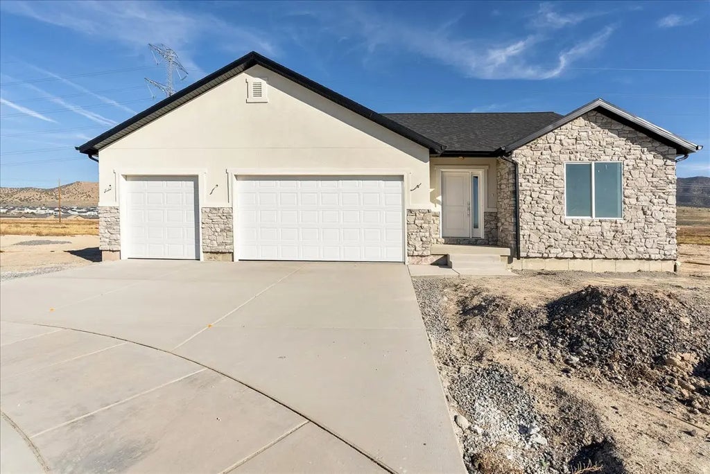3687 N Columbine Way, Eagle Mountain