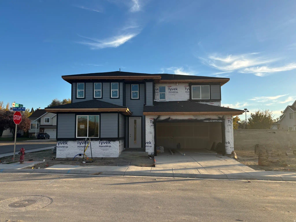 292 E Water Way 233, Midvale