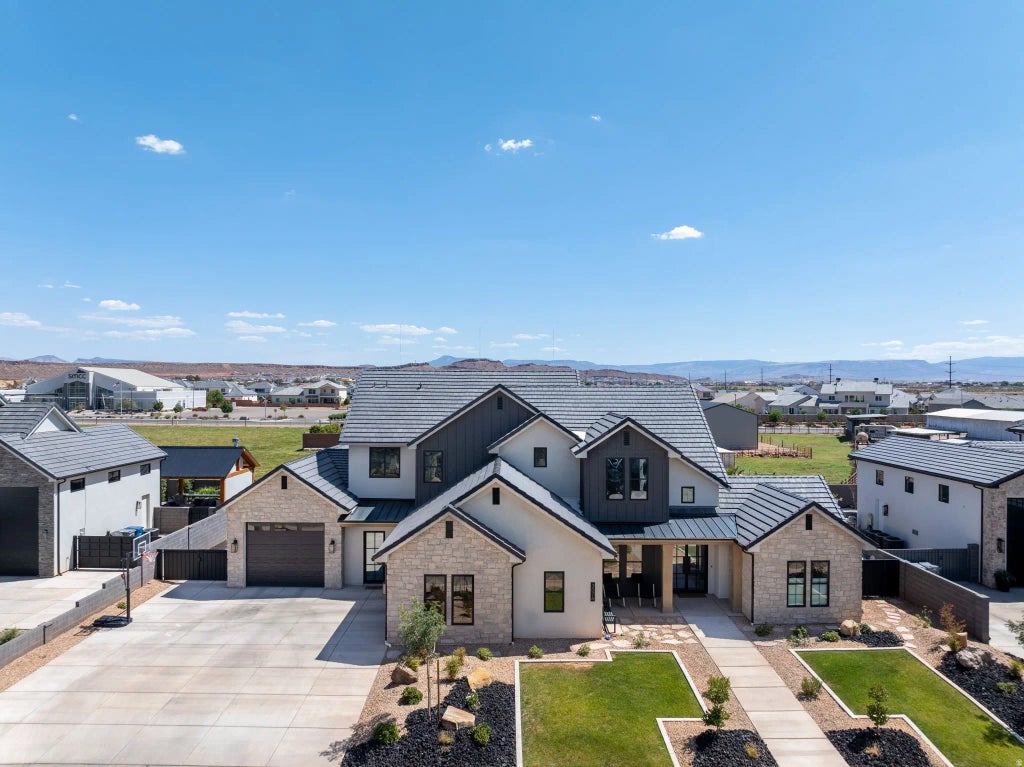 3076 E Blue Heron Dr, St. George