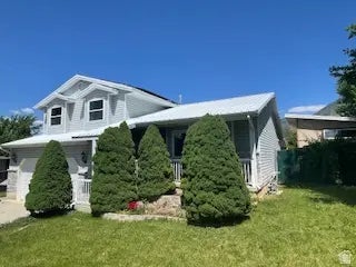 567 S Hazel Dr, Salem