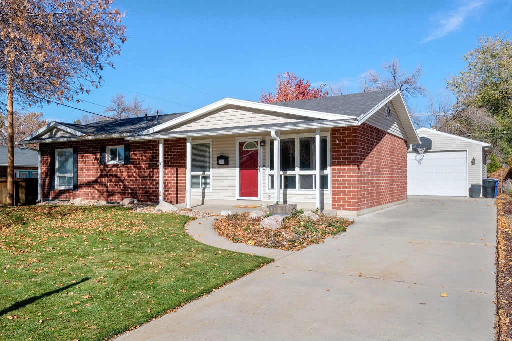 1429 E Sumac Way, Murray