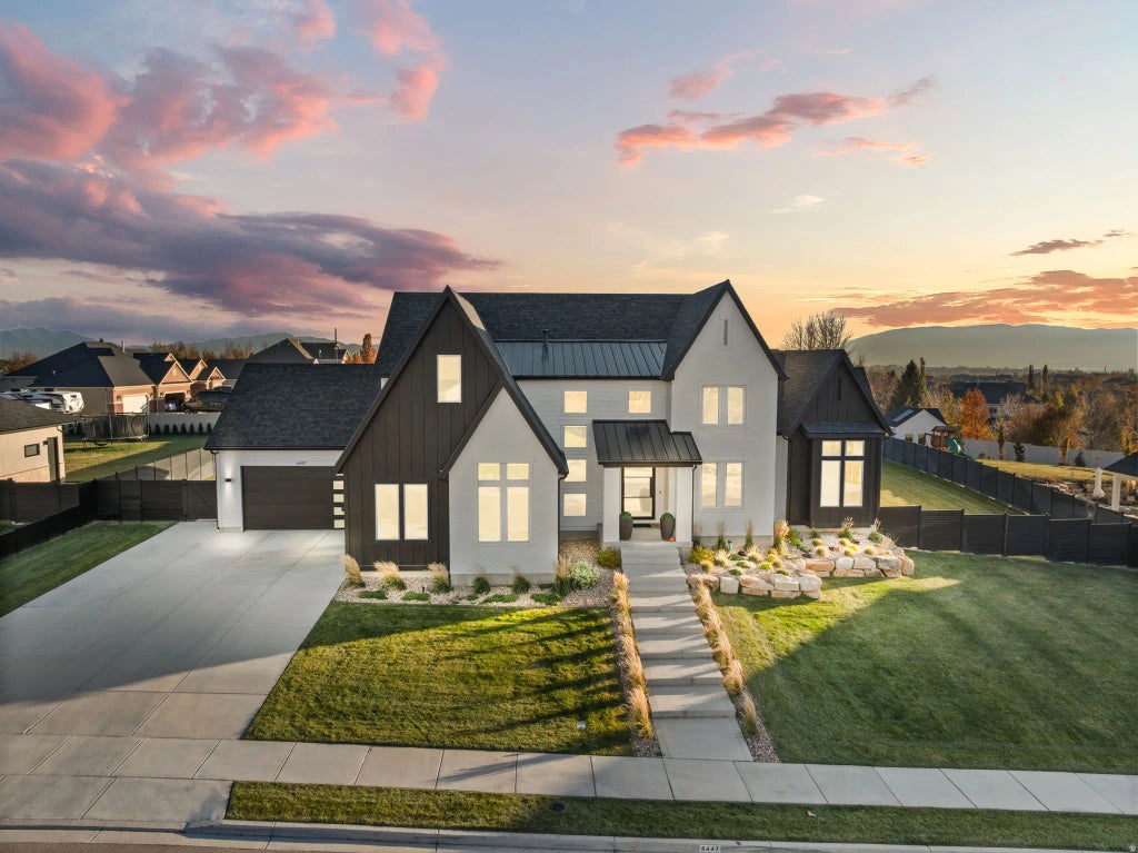 6447 W Sunrise Dr, Highland