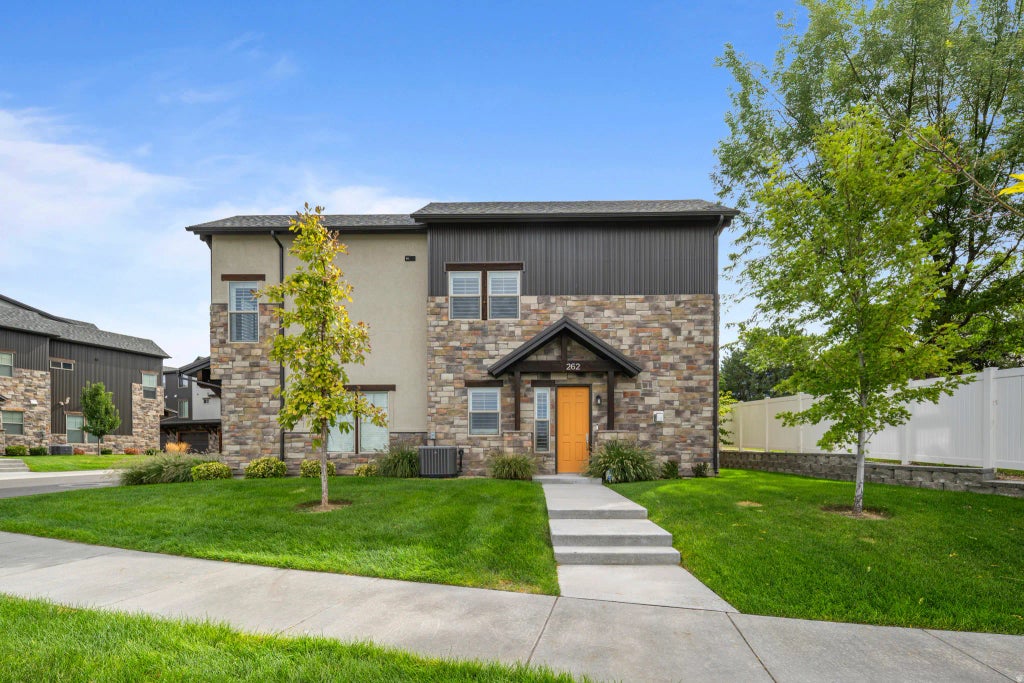 262 E Sandy Sage Way, Sandy
