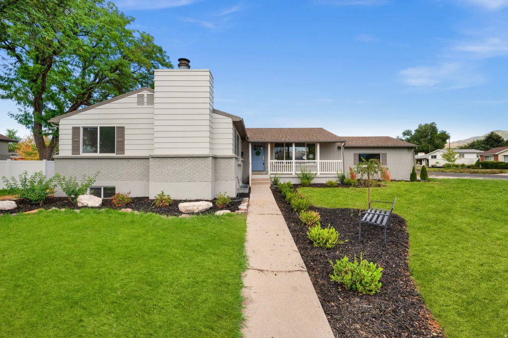 1371 E Skyview Dr S, Millcreek