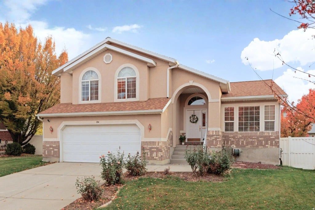 194 E Bridgepark Cir S, Draper