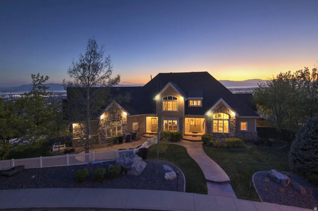 943 N Terrace Dr, Provo