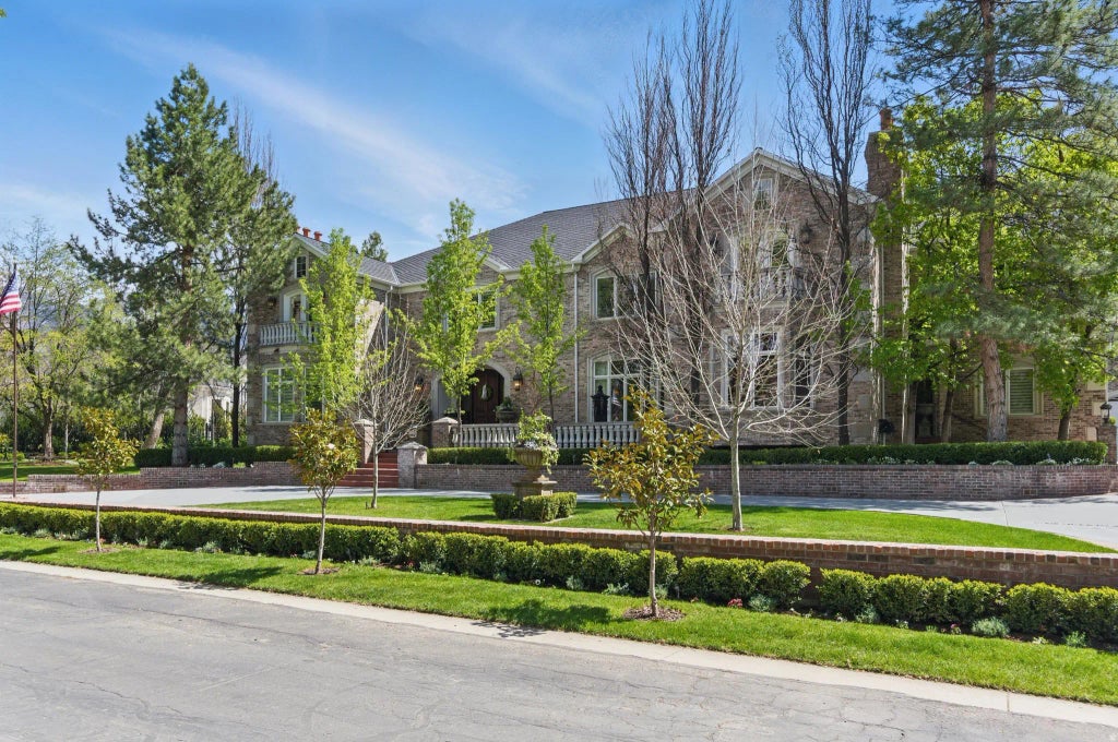 2428 E Field Rose Dr, Holladay