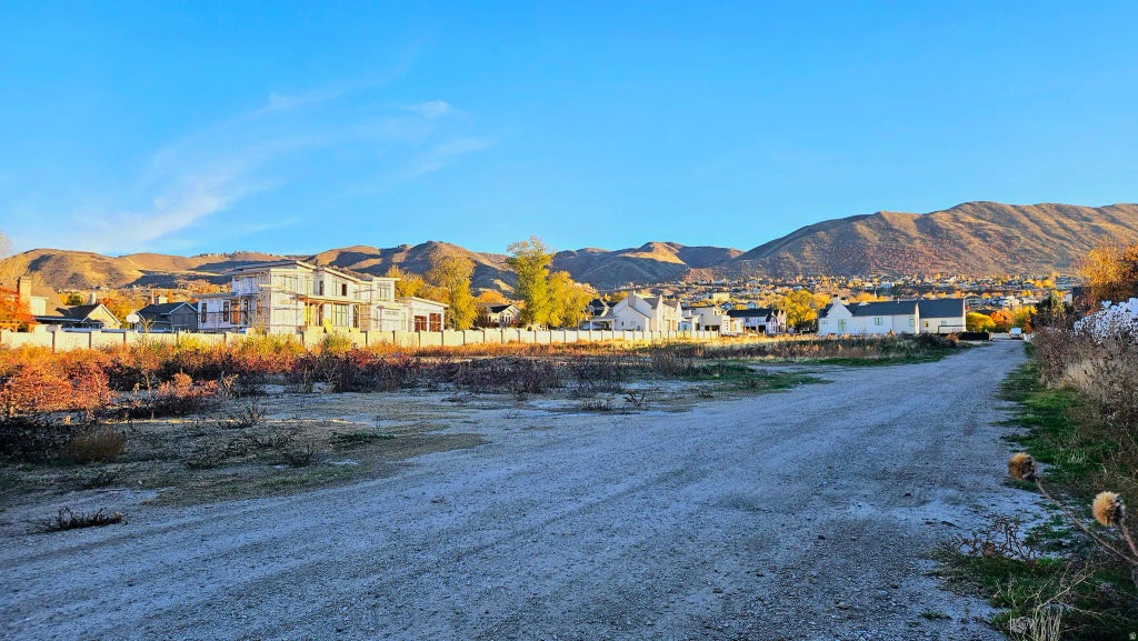 516 E 13800 S, Draper