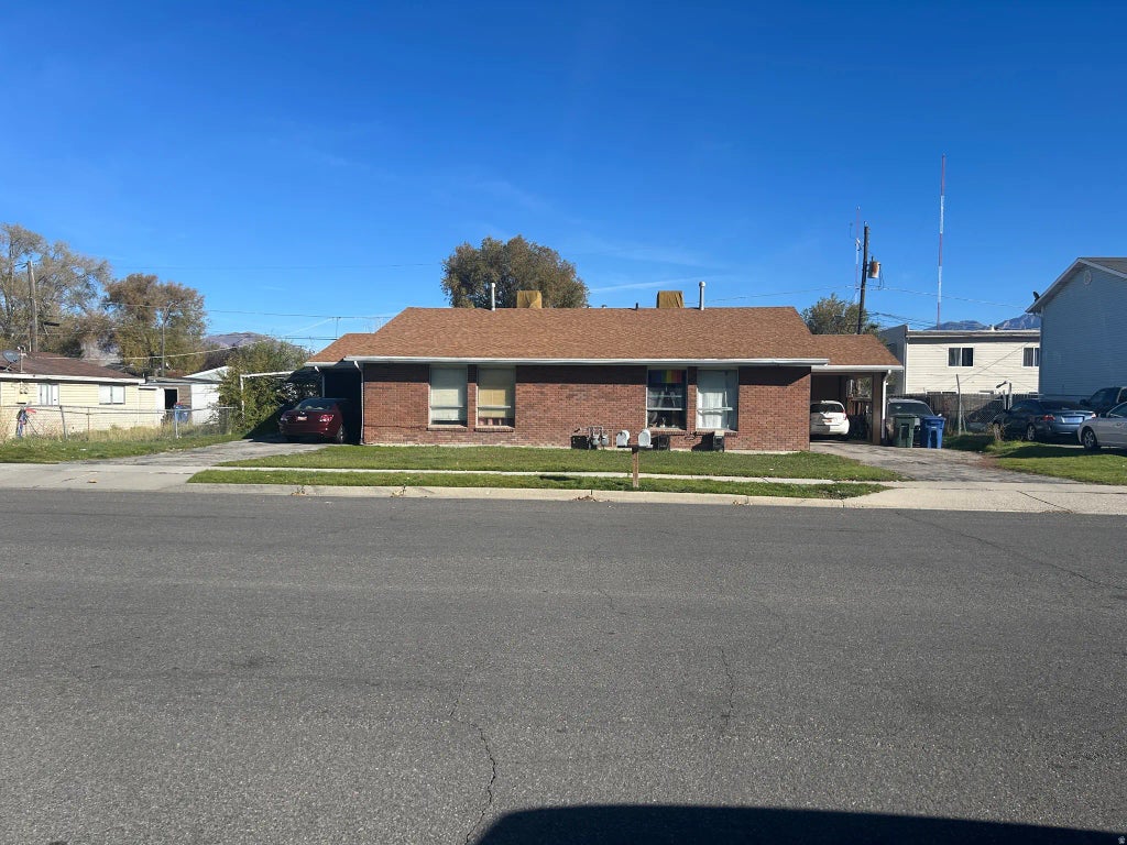 2339 S Derby St W, West Valley City