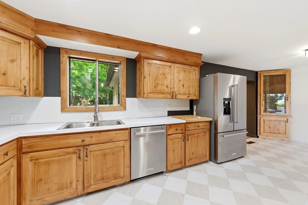 1417 E 700 S, Provo