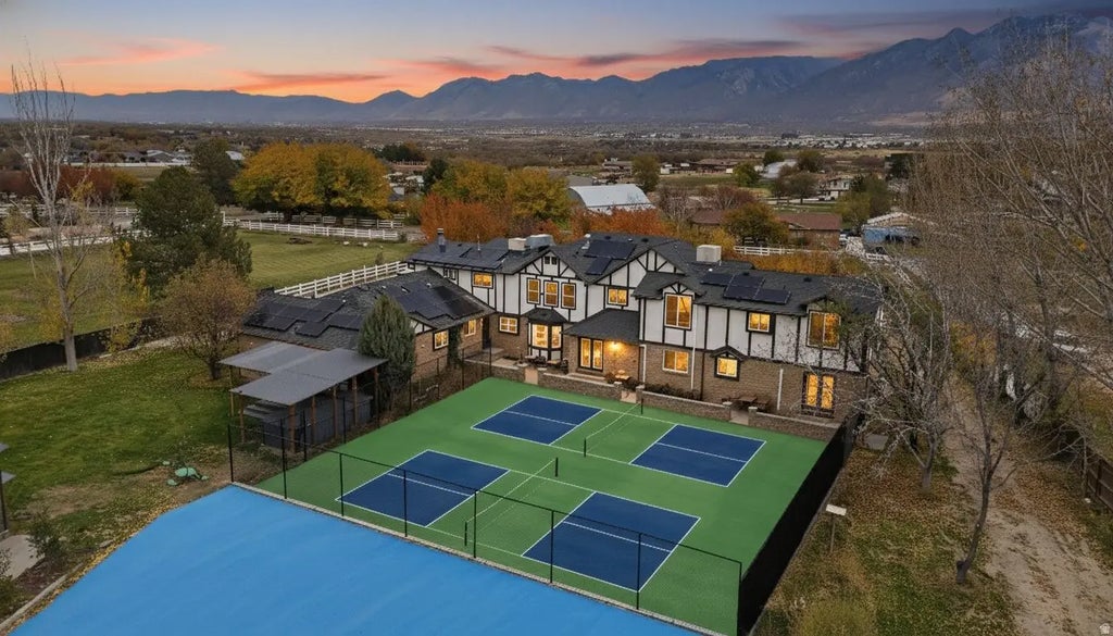 1890 W Rock Hollow Rd, Bluffdale