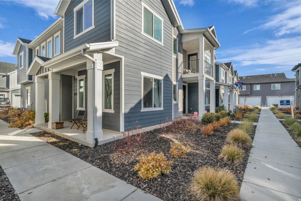 3327 W 3715 S, West Haven