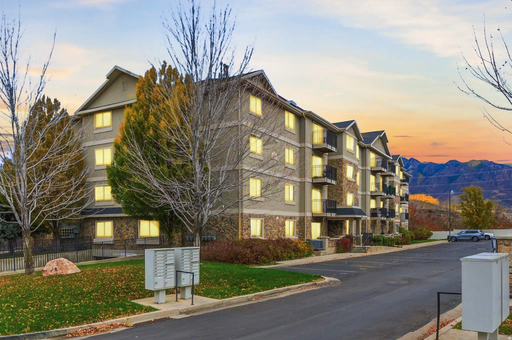 1245 E Privet Dr S 429, Cottonwood Heights