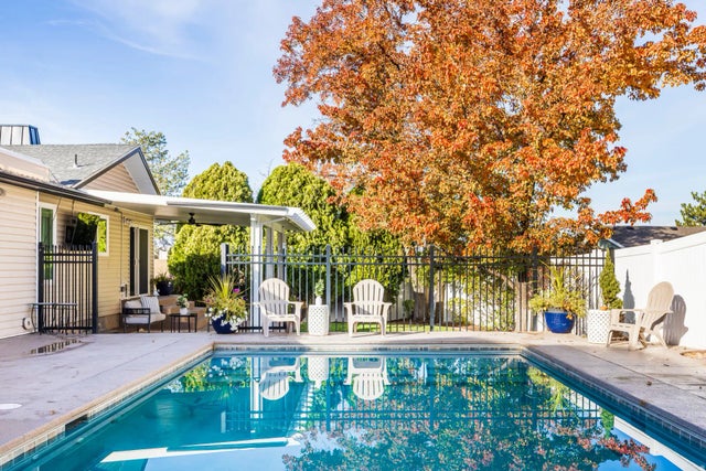 1563 E Granada Dr S, Sandy