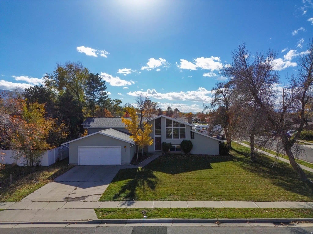 512 E Larchwood Dr, Midvale