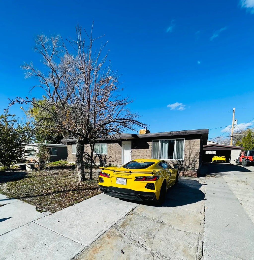 1876 W 3300 S, Salt Lake City