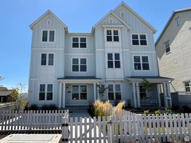 7061 W South Jordan Pkwy S, South Jordan