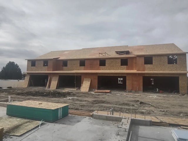 763 N Pheasantbrook Dr, Centerville