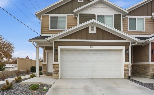 303 N Canterbury Way W, Clearfield