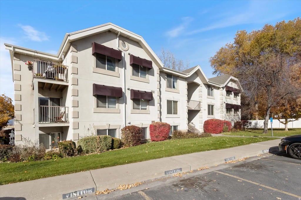 208 S 1050 W 42, Provo